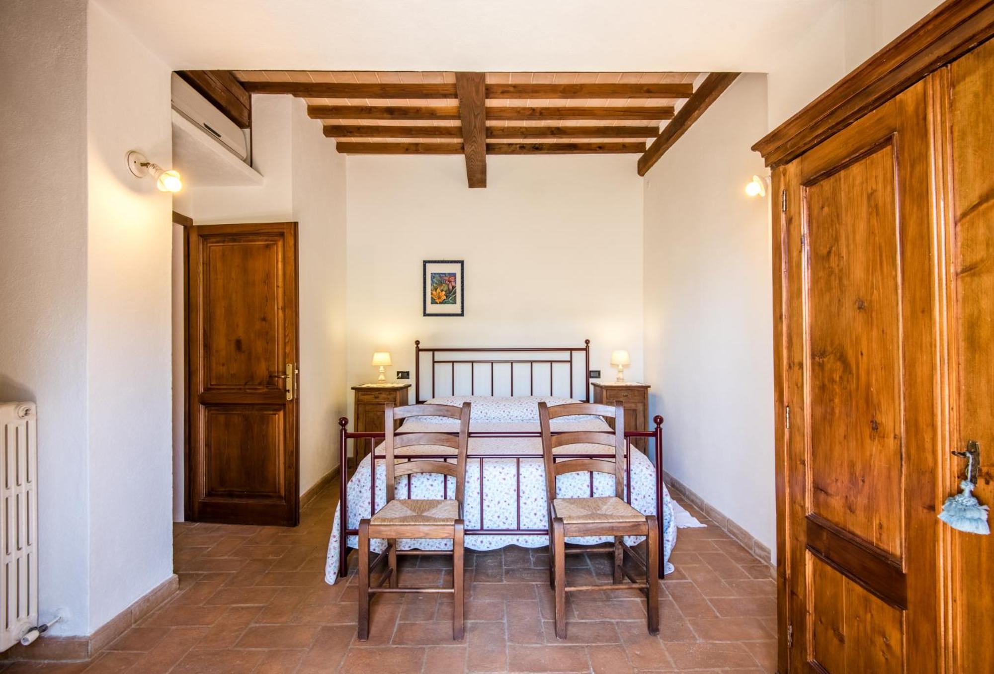 Glicine Apartment Podere Giardino Montalcino Eksteriør bilde